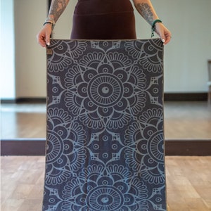 Yoga towel | Yoga towel non-slip | Yoga gift | environmentally friendly yoga mat cover made of recycled microfiber | Yoga set