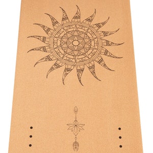 Travel yoga mat made of cork and natural rubber | very lightweight, small pack size | foldable | sustainable | with carrying strap and protective cover
