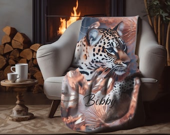 Couverture personnalisée léopard, jeté en peluche en velours personnalisé avec nom, décoration d'intérieur à imprimé animal, cadeau safari douillet dans la jungle pour lui ou elle