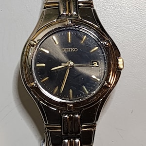 Seiko Vintage Two-Tone Dark Grey Dial Date Quartz Watch-7N82-0EN0