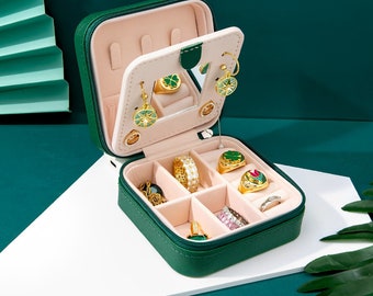 Wedding Bride Jewelry Box | Bride Gift Box Mrs Jewelry Box Bridal Shower Gift for Bride Honeymoon Gift Travel Case