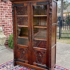 Antique French Gothic Bookcase Cabinet Bookshelf 2 Glass Doors Oak c. 1920s-30s
