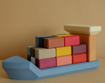 Wooden building blocks. Ship with blocks. Wooden blocks. Merchant ship. Montessori Toy. Waldorf Toy. Wood cubes.