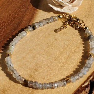 Labradorite Bracelet Healing Crystal Jewelry Spiritual Protection Gift Adjustable Gems Beaded Labradorite Bracelet for Women Energy Stone