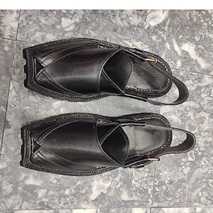 Kaptan Peshawari chappal , leather chappal , Peshawari Black sandal ,men sandals ,men&#39;s sandals  ,  Kaptan chappal ,leather sandal
