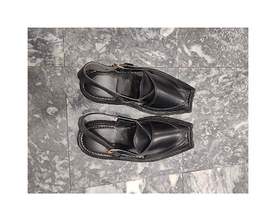 Kaptan Peshawari Chappal , Leather Chappal , Peshawari Black 