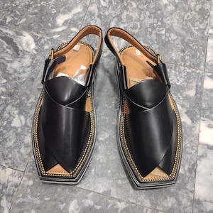 Peshawari Chappal Pure Leather Hand made Peshawri chappal Peshawari Black.sandals,men sandals,men&#39;s sandals,leather sandals