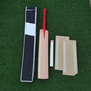 Best Cricket bat Serbian Willow professional Cricket Bat,Double Pressed, Light weight, Hard Hitting, Ready to Play, Oiled and Knocked