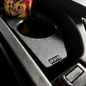 BMW Series 5 E60/61 Premium dubbele bekerhouder + cadeau (sleutelhanger)