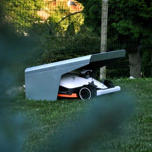 Metal Garage for robotic lawn mowers – protection from sun and rain - Durable design - 10 Year Waranty -Mammotion-Gardena-Husqvarna-Robomow