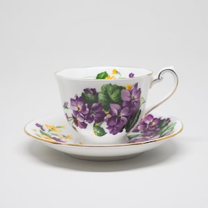 ROYAL STANDARD - Teacup and saucer – “Lavender Lady”