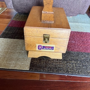 Vintage Esquire Genuine Oak Shoe Care Chest Made In USA- with 5 Brushes and Shoe Laces