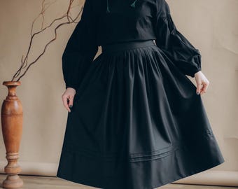 Conjunto de blusa de lino negro y falda de lana hechos a mano: un atuendo minimalista