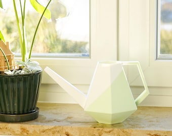 Designer Gießkanne aus Biokunststoff &quot;Poly&quot; 0,5L und 1,0L | Gießkanne innen | moderne Gießkanne |3D-gedruckt | mintgrün weiß