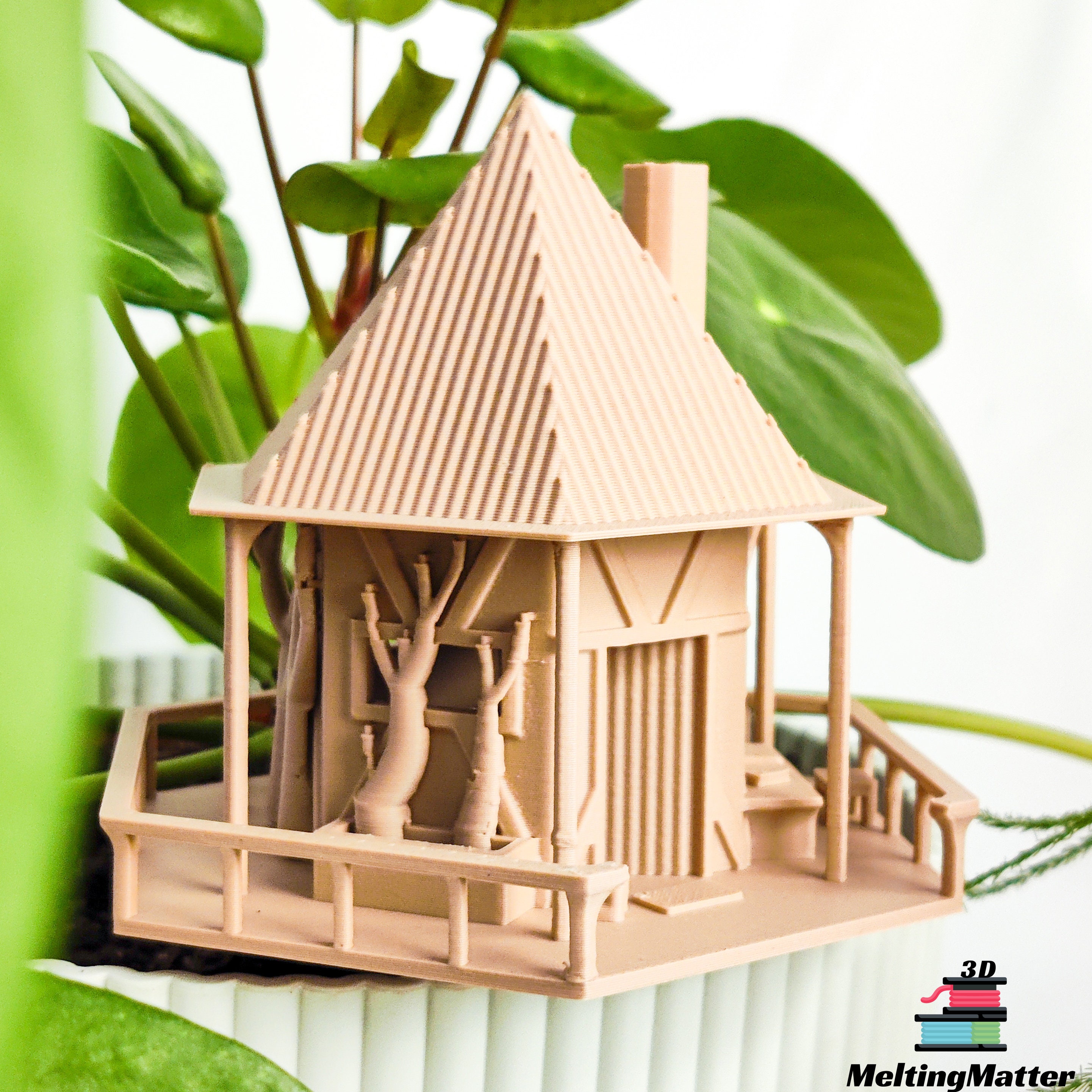 Tiny Treehouse 