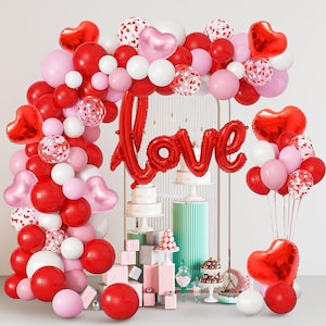 Valentine&#39;s Day Balloon Garland Arch Kit, Pink and Red Valentines Day Banner Balloon Love Heart Balloons for Galentine&#39;s Party Decorations