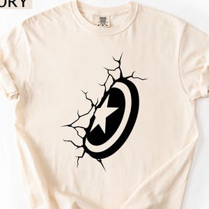 Captain America Shield Shirt, SHIELD Tshirt, Comfort Colors® 1717 Tee, Cotton Material, DTF Print, Fast Delivery imagem 1