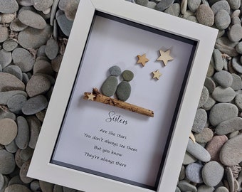 Sisters pebble people quote frame, pebble picture, gift for her, birthday present for sister, pebble art personalised. Birthday Christmas