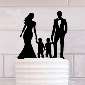 Braut und Bräutigam und 2 Kinder Hochzeitstorte Topper SVG. Braut und Bräutigam mit 2 Kleinkindern. Download PNG Cricut Silhouette SVGStile