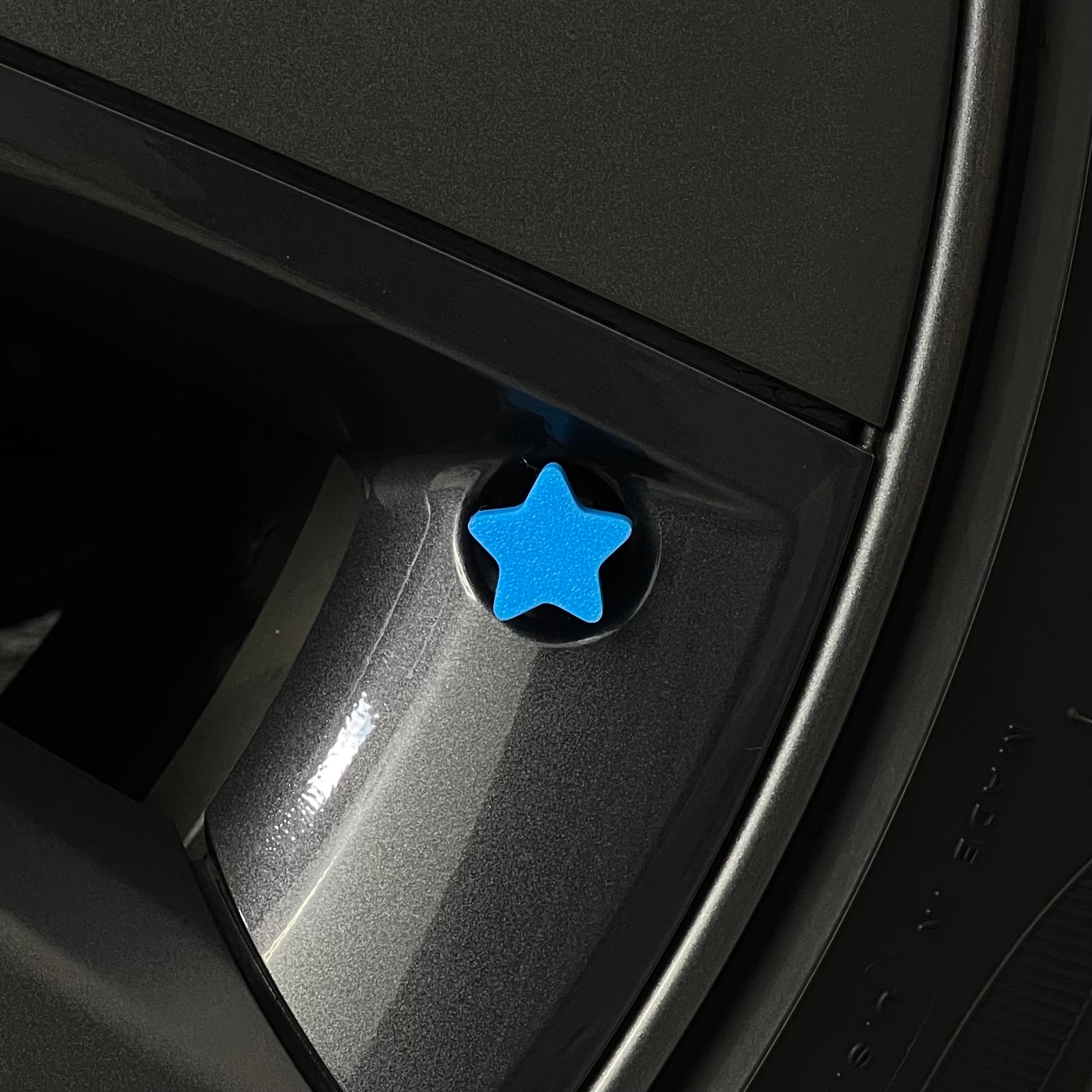 Star Tire Valve Stem Caps – Stylish Air Caps for Cars, Bikes & Motorcycles – Cosmic Wheel Accessories – Perfect Gift for Car Enthusiasts