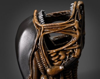 Alien Xenomorph Hand Painted Resin Pen Cup/Tool Holder/Flower Pot