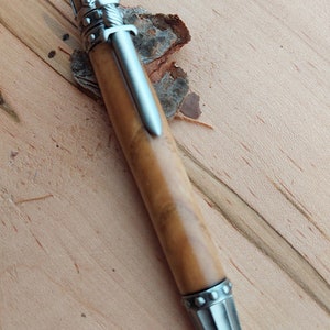Knight pen, Knight&#39;s Armor ballpoint pen in European Ash