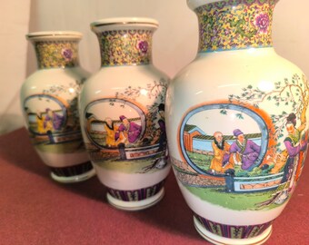 Set of 3 Chinese vases - Porcelain Decor Stamped with Scenes and Characters from Yesteryear