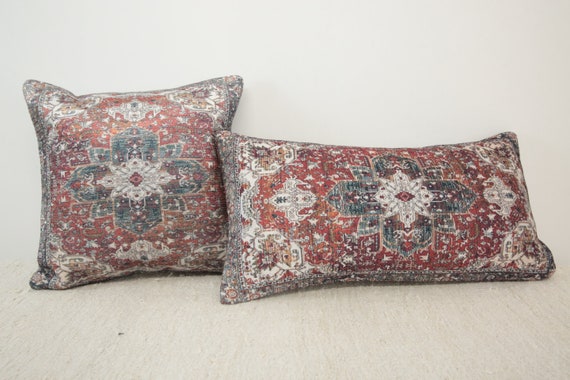 Accent pillow cover, Floral desing pillow, Bohemian pillow, Sofa pillow, Bench pillow, Rustic pillow, Yoga pillow, Lumbar cover, DCP 4412