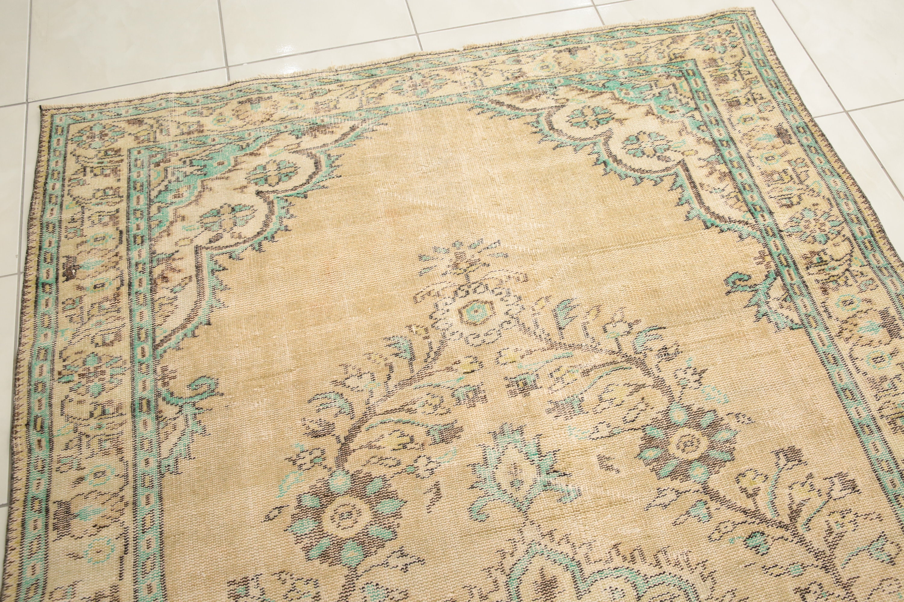 Farmhouse Rug, Bordered Rug, Traditional Rug, Hall Rug, Botanical Rug ...