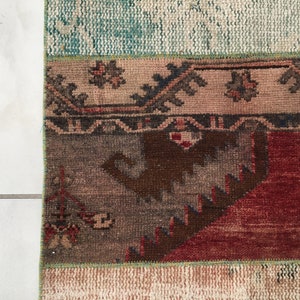 bohemian wool rug, multicolor rug, stair treads rug, aisle rug, turkish vintage rug, entryway rug, oushak rug, 3.1x11.2 ft, old rug, DC 2151