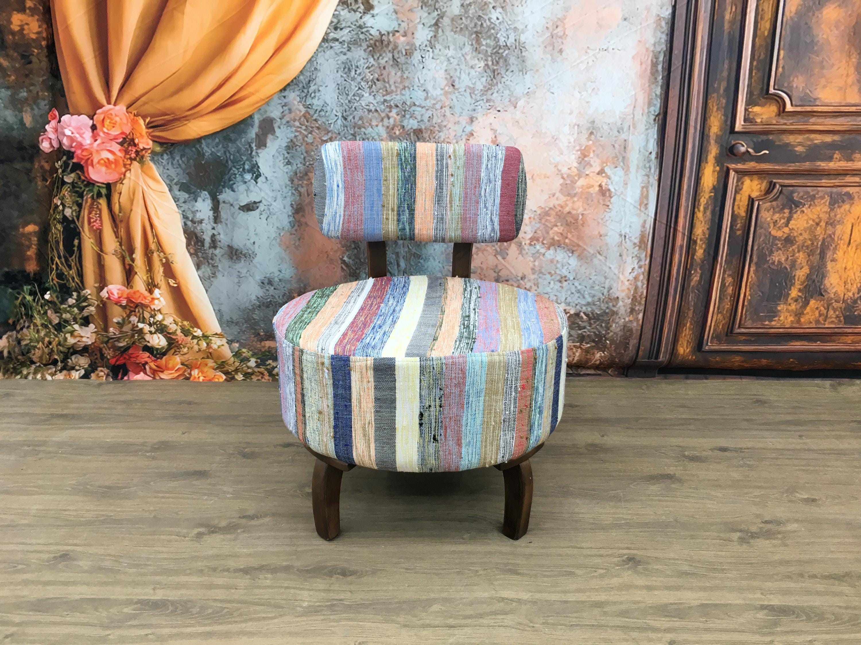 伝統的な椅子、革張りの椅子、アンティークキリムチェア、トルコ家具
