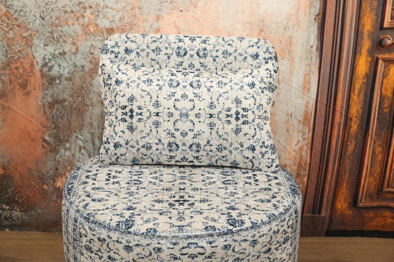 Upholstred chair, Accent chair, Livingroom armchair, Bedroom chair, Decorative chair, Modern chair, Stylish chair, Textured chair, DCP 4820