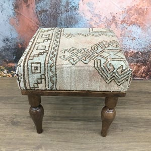Turkish rug bench, Handmade footstool, Foot rest stool, Sitting bench, Piano bench, Upholstered stool, Farmhouse stool, DCB 45x45 46