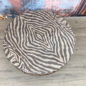 Modern mid table, Round floor table, Ottoman coffee table, Brown zebra bench, Handmade furniture, Stylish saloon decor, Chic table, DCY 765