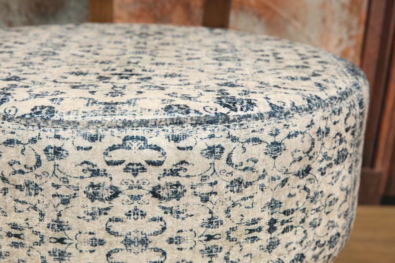 Upholstred chair, Accent chair, Livingroom armchair, Bedroom chair, Decorative chair, Modern chair, Stylish chair, Textured chair, DCP 4820