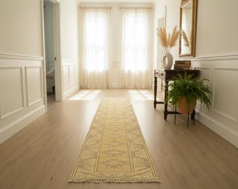 handmade oushak rug, figurative rug, bohemian rug, sun faded rug, turkish rug, traditional rug, 2.9 x 14.5 ft, vintage rug, used rug, DC7296