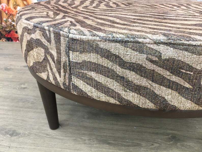 Modern mid table, Round floor table, Ottoman coffee table, Brown zebra bench, Handmade furniture, Stylish saloon decor, Chic table, DCY 765