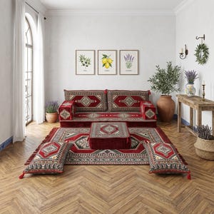 Autentico divano da pavimento color bordeaux / Piccolo set di sedute tradizionali in stile Majlis arabo
