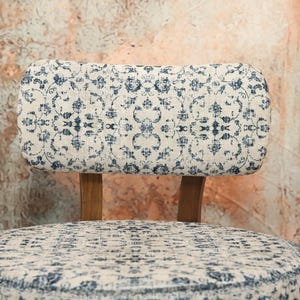 Upholstred chair, Accent chair, Livingroom armchair, Bedroom chair, Decorative chair, Modern chair, Stylish chair, Textured chair, DCP 4820