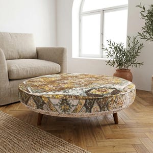 Mesa de centro redonda estofada | Puff central grande com estampa Kilim vintage