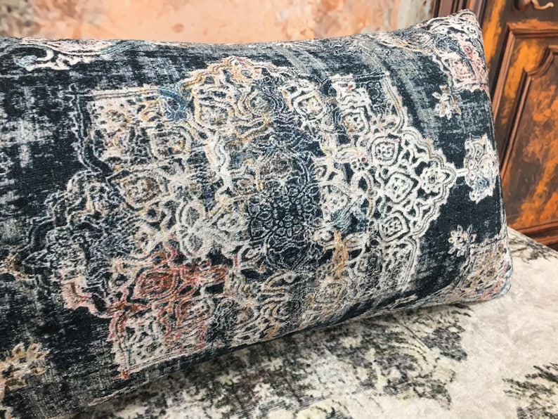 Home decor pillow, Aesthetic pillow, Damask pillow, Oriental pillow, Retro pillow cover, Floor pillow, Throw pillow, Couch pillow, DCP 4680