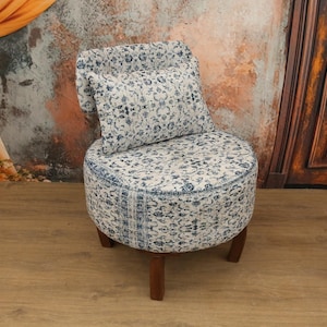 Upholstred chair, Accent chair, Livingroom armchair, Bedroom chair, Decorative chair, Modern chair, Stylish chair, Textured chair, DCP 4820