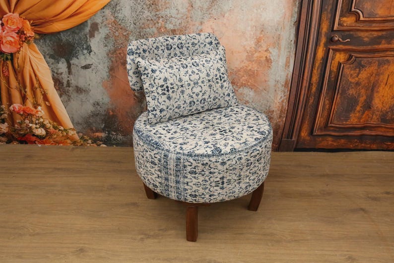 Upholstred chair, Accent chair, Livingroom armchair, Bedroom chair, Decorative chair, Modern chair, Stylish chair, Textured chair, DCP 4820