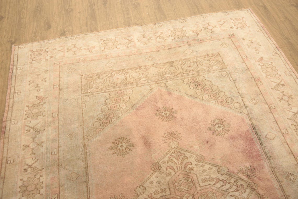 Hand Knotted Rug, Blush Pink Rug, Gallery Rug, Soft Turkish Rug, Under