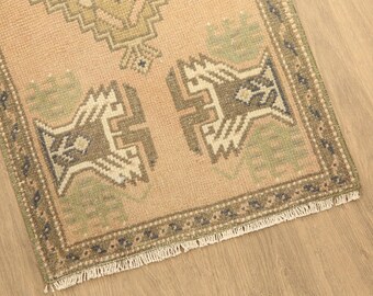 ウーシャク ランナーラグ、ニュートラルカラーラグ、オリエンタルラグ