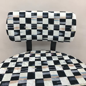 Checkered armchair, Designer chair, High-quality fabric chair, Eclectic chair, Upholstered chair, Designer chair, Set of chair, DCP 5045