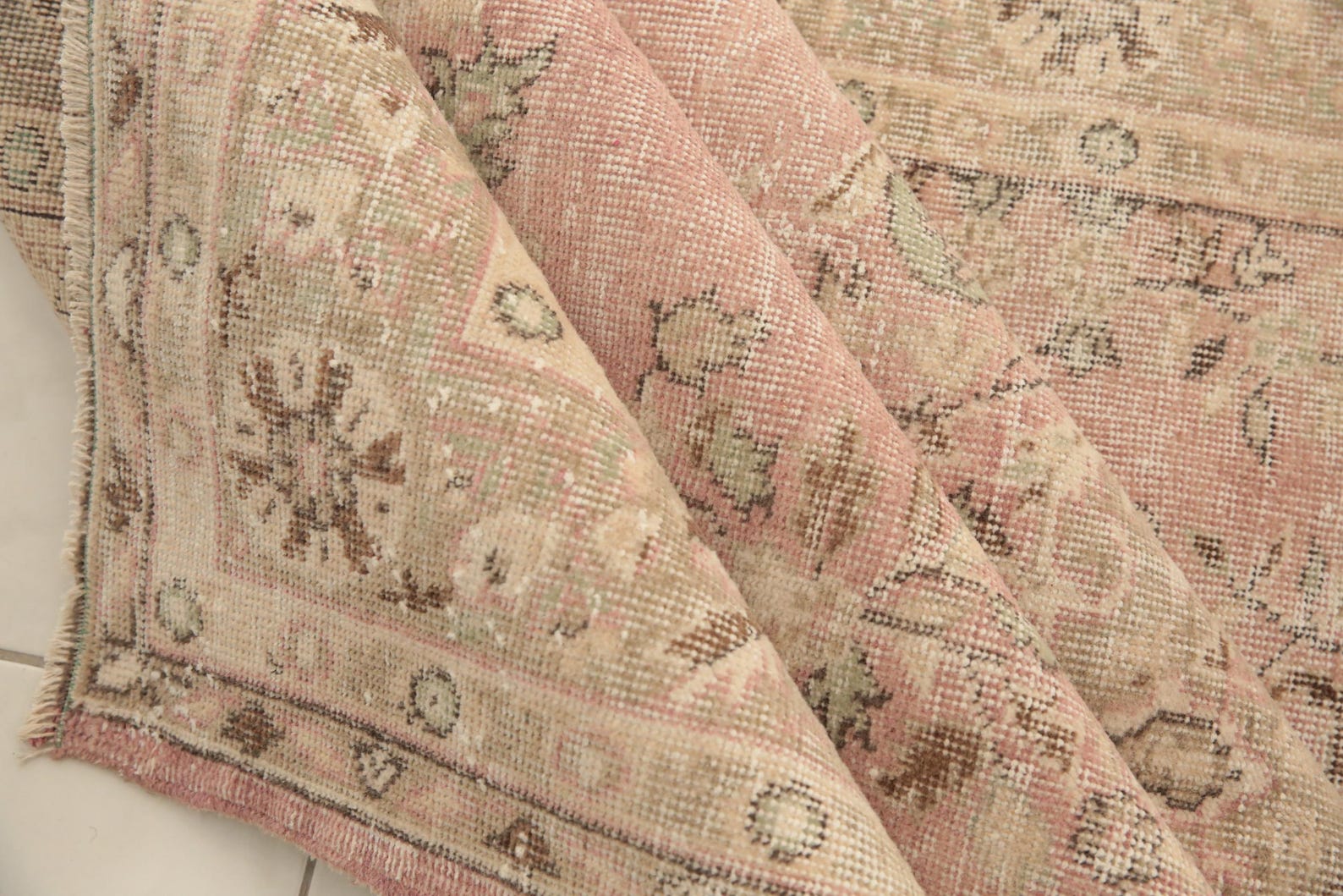 Rug With Flowers, Blush Pink Rug, Aesthetic Rug, Vernal Rug, Large Rug