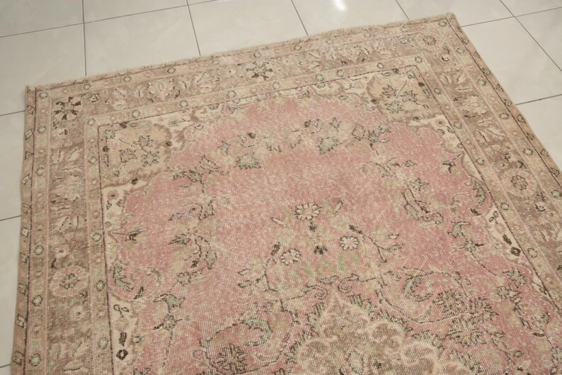 Rugs for Bedroom, Blush Pink Rug, Bordered Rug, Rug With Flowers