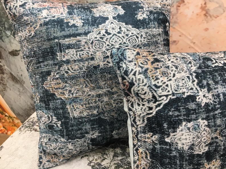 Home decor pillow, Aesthetic pillow, Damask pillow, Oriental pillow, Retro pillow cover, Floor pillow, Throw pillow, Couch pillow, DCP 4680