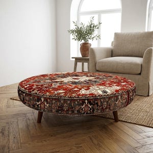 Mesa otomana redonda oriental roja / Puf grande tapizado para centro de mesa